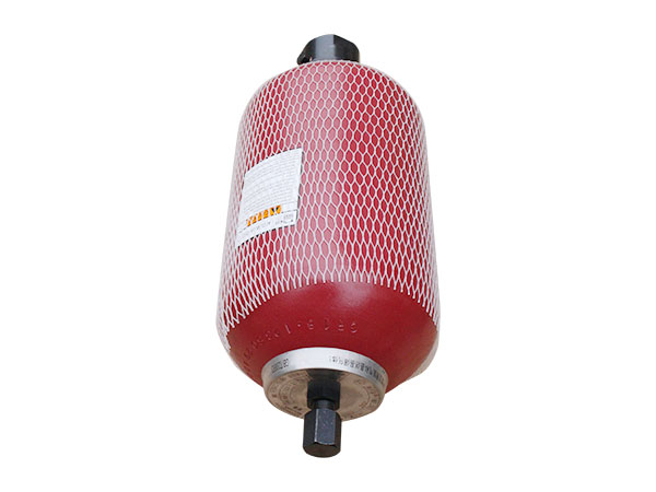 具體了解關(guān)于活塞式蓄能器的發(fā)展歷史？