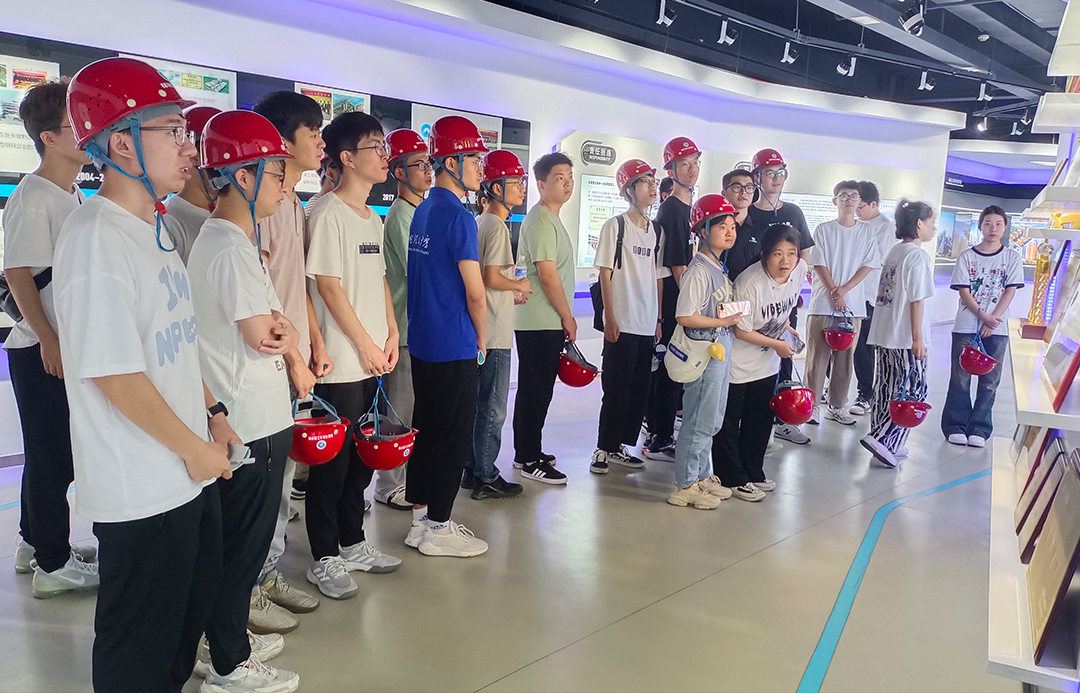 走進企業(yè)，走向未來 ——河南理工大學機械學院能動系參觀天豐