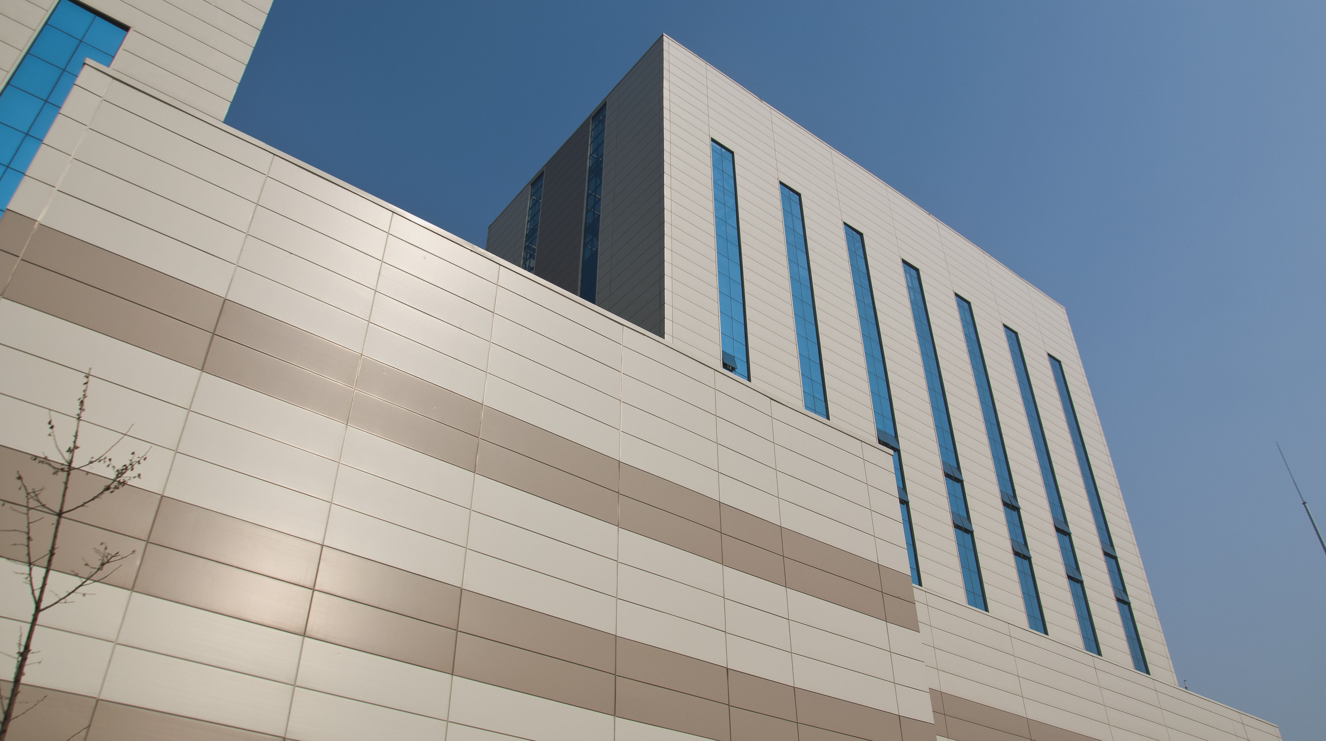 綠豐巖棉夾芯板 | 電廠項(xiàng)目